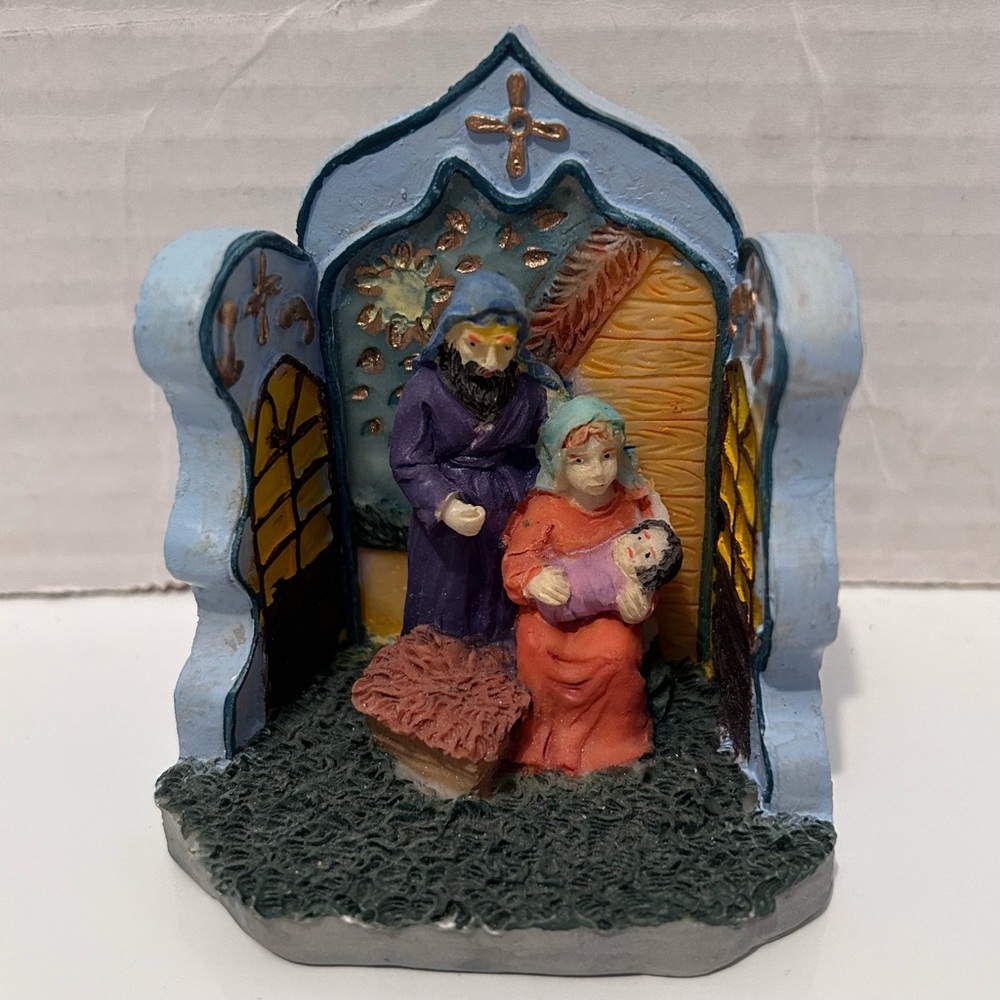 Mini resin nativity 3.5” H x 3” W x 2” D